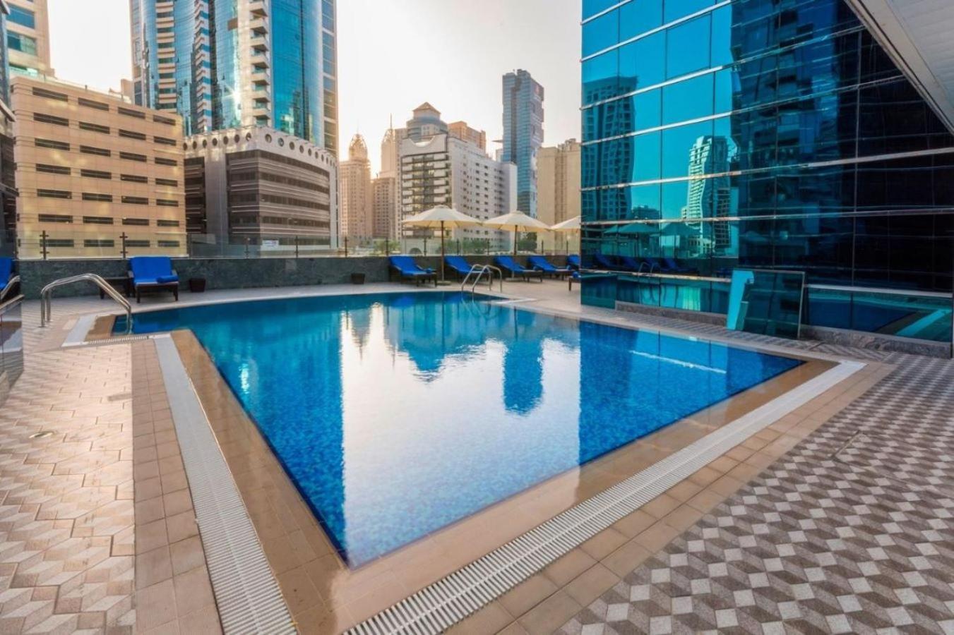 Hotel Golden Tulip Media 4*